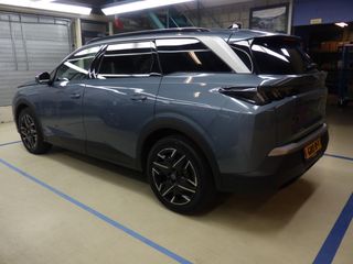 Voertuigafbeelding 3