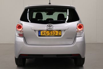 Voertuigafbeelding 12