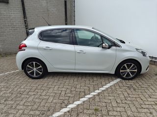 Voertuigafbeelding 2