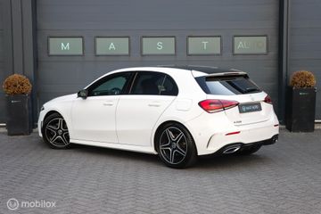 Voertuigafbeelding 12