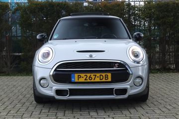 Voertuigafbeelding 10