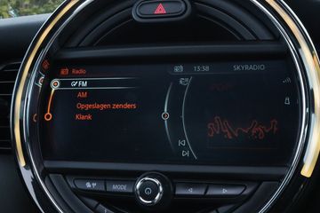 Voertuigafbeelding 26