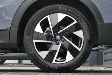 Voertuigafbeelding 9