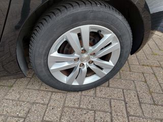 Voertuigafbeelding 9