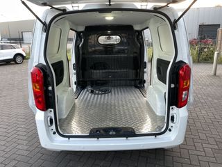 Voertuigafbeelding 5