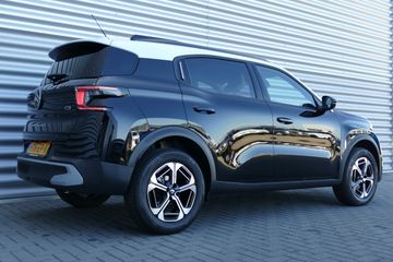 Voertuigafbeelding 6