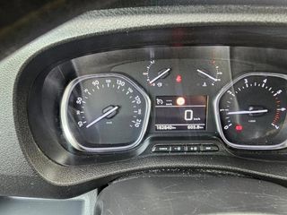 Voertuigafbeelding 17