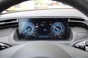 Voertuigafbeelding 14