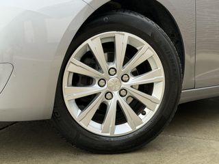 Voertuigafbeelding 24