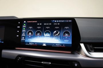 Voertuigafbeelding 8