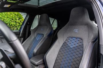 Voertuigafbeelding 10