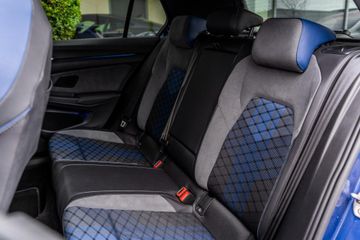 Voertuigafbeelding 11