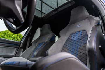 Voertuigafbeelding 9