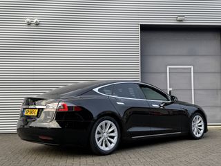 Voertuigafbeelding 3