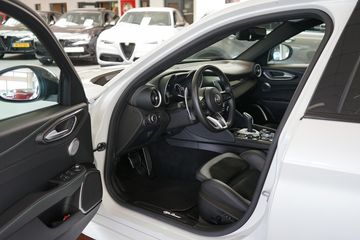 Voertuigafbeelding 18