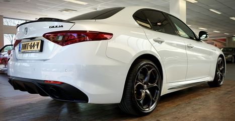 Voertuigafbeelding 6