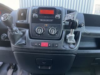 Voertuigafbeelding 13