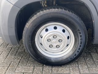 Voertuigafbeelding 36