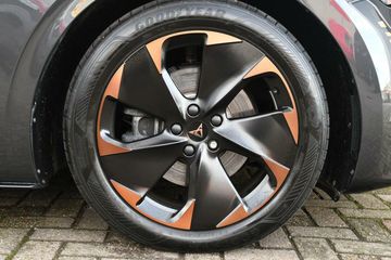 Voertuigafbeelding 7