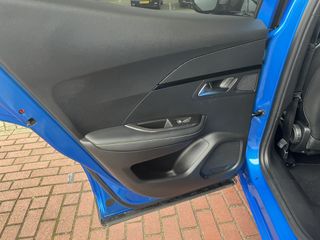 Voertuigafbeelding 32