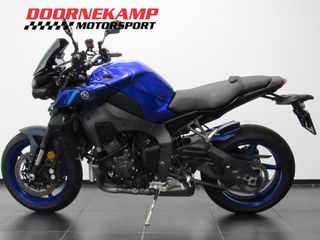 Voertuigafbeelding 3