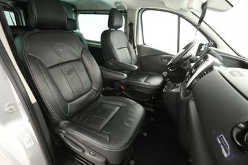 Voertuigafbeelding 12