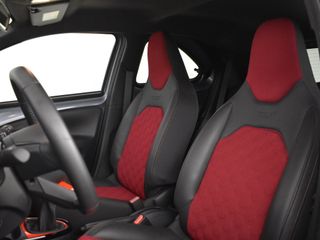 Voertuigafbeelding 14