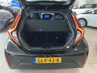 Voertuigafbeelding 4