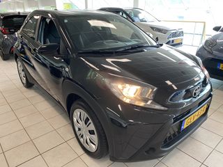 Voertuigafbeelding 6