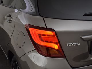 Voertuigafbeelding 14