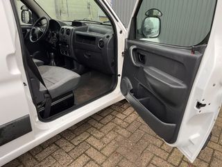 Voertuigafbeelding 7