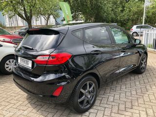 Voertuigafbeelding 3