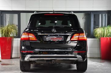 Voertuigafbeelding 4