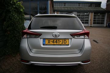 Voertuigafbeelding 4