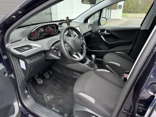 Voertuigafbeelding 8