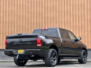 Voertuigafbeelding 4