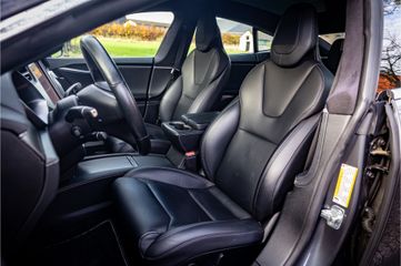 Voertuigafbeelding 5