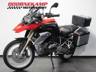 Voertuigafbeelding 2