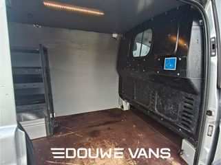 Voertuigafbeelding 9