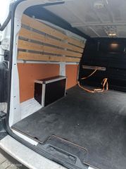 Voertuigafbeelding 14