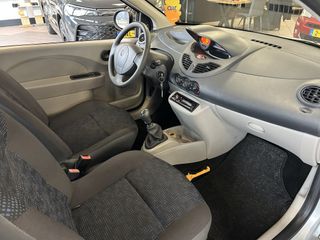 Voertuigafbeelding 10