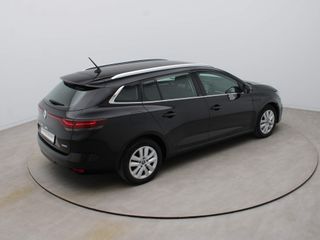 Voertuigafbeelding 10