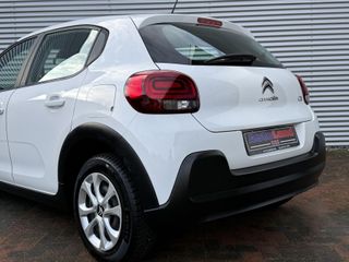 Voertuigafbeelding 10