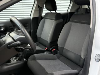 Voertuigafbeelding 19