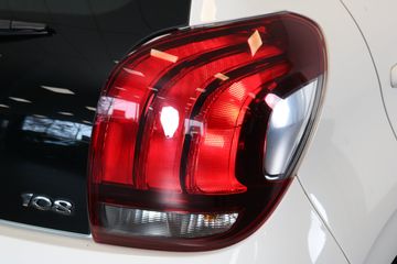 Voertuigafbeelding 8