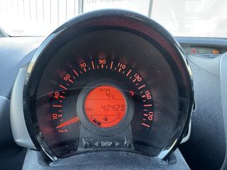 Voertuigafbeelding 8