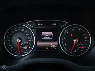 Voertuigafbeelding 13