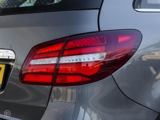 Voertuigafbeelding 37