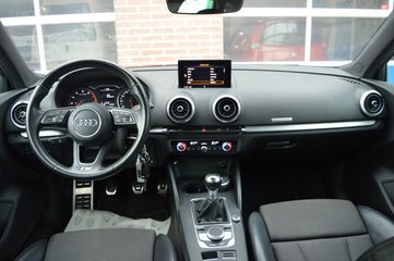 Voertuigafbeelding 11