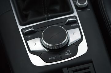 Voertuigafbeelding 17